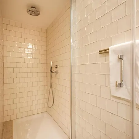 Emenda Luxury Rc B Apartman *