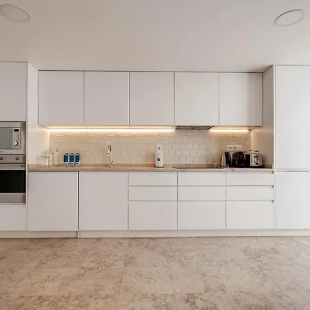 Emenda Luxury Rc B Lisbon